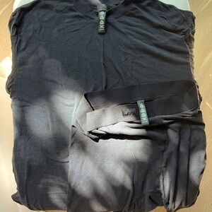 SKIMS Boyfriend Boxer and Tshirt Size Small